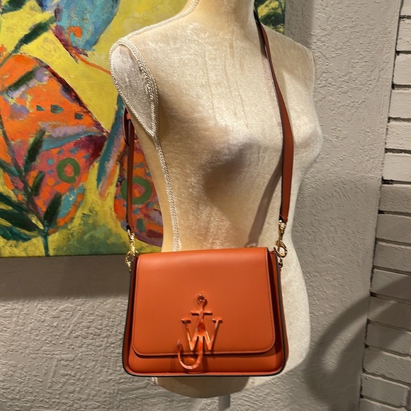 JW Anderson Anchor Logo Leather Box Crossbody Bag - Picture 3 of 17